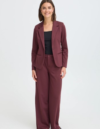 B.young blazer