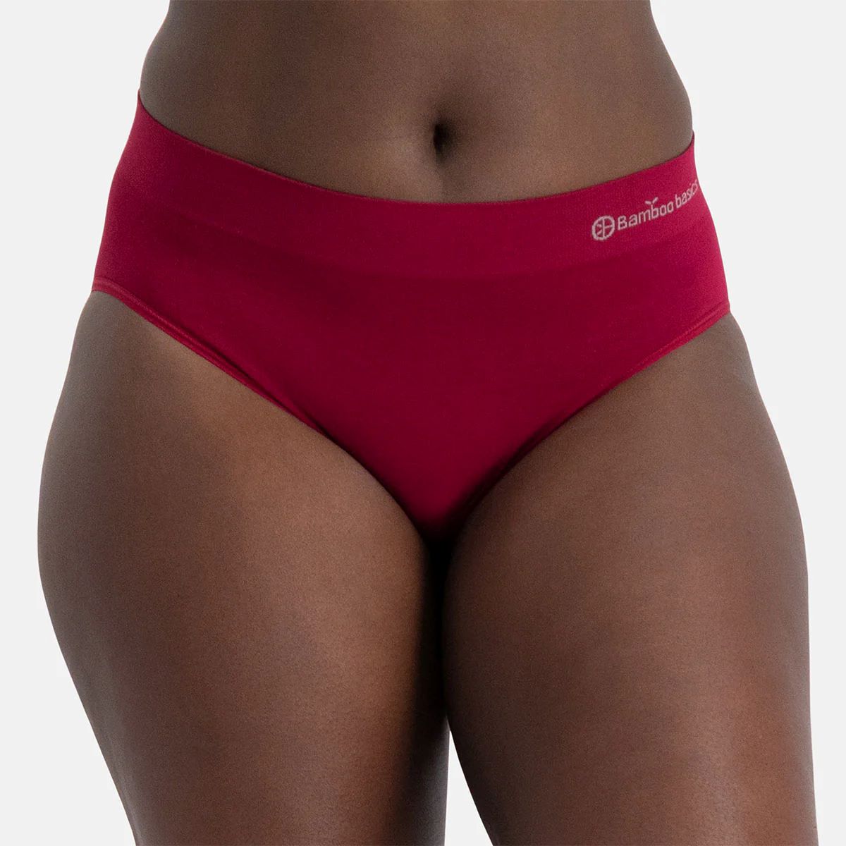Bamboe lingerie van Bamboo Basics. Zacht, ademend en naadloos voor ultiem comfor