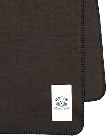 Shawl Gerecycled Sporty Brown detail