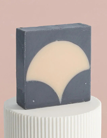 Franse Bio Zeep Sugras Ecaille Magnolia detail