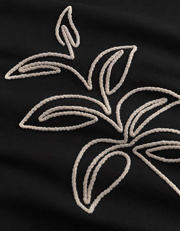 Sweater Ystad Line Art Leaves Black detail