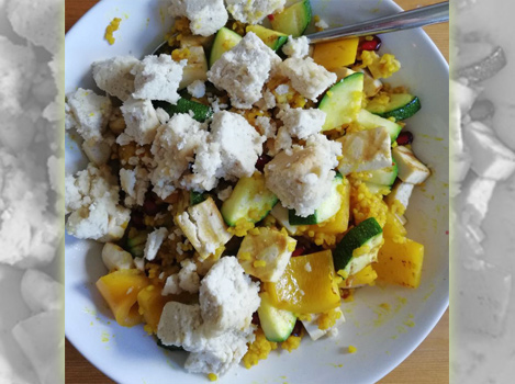 Couscous met veganistische feta