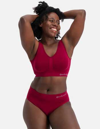 Comfortabele bamboe lingerie van Bamboo Basics. Naadloze bh en slip van ademende