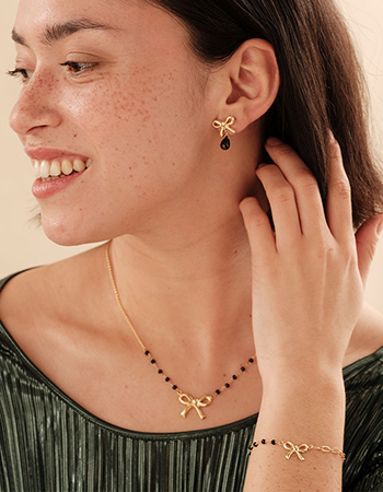 De oorbellen van A Beautiful Story zijn fair gemaakt en ontworpen om jouw verhaa