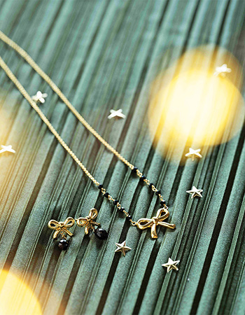 Betekenisvolle kettingen van A Beautiful Story, fair gemaakt en vol symboliek.