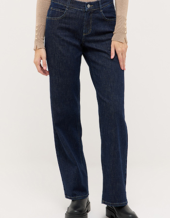 Lize is een duurzame jeans met wijde pijpen van angels jeans