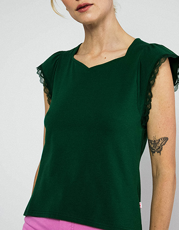 donkergroen t-shirt met kant van Blutsgeschwister