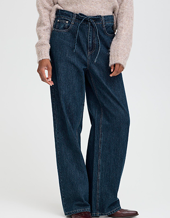 Een perfecte fit en een goed gevoel. De B.Young jeans is eerlijk geproduceerd va