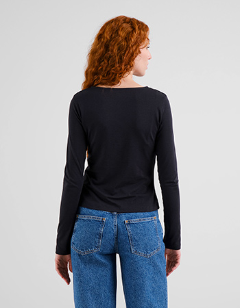 zwarte longsleeve van biologisch katoen