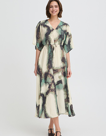 Lange Fransa jurk van Liva Eco viscose, zijdezacht en soepel vallend.