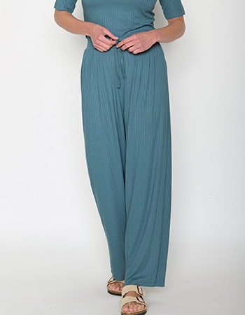 Losvallende Greenbomb broek van zachte kwaliteit, ideaal voor een bewuste garder