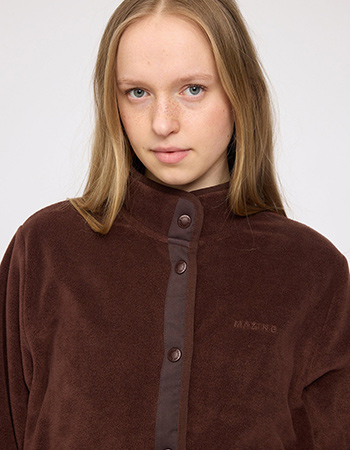 Comfortabel vegan fleece van MAZINE, ideaal voor frisse dagen.