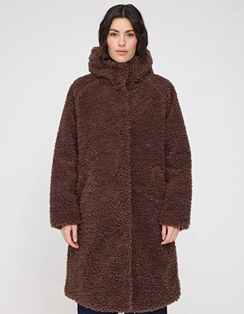 Deze lange jas van Mazine voelt heerlijk zacht en warm. Gemaakt van gerecycled p