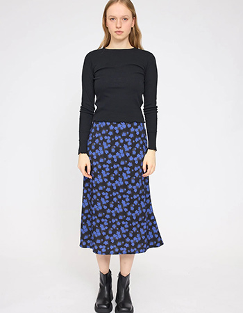 ijdloze zwarte longsleeve van Mazine. Zacht, aansluitend en gemaakt van biologis