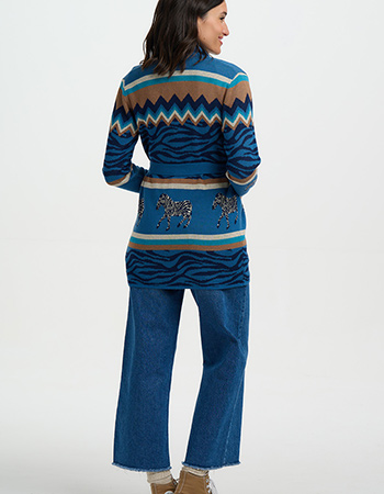 Openvallend damesvest met lange mouwen en speels dessin, ideaal als comfortabel 