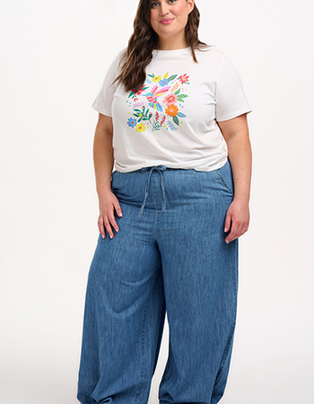 Een goed begin van je dag: een T-shirt van biologisch katoen van Sugarhill Brigh