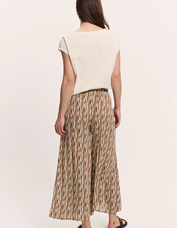 Duurzame Tranquillo broek met elastische tailleband en comfortabele pasvorm.