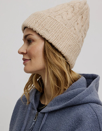 wollen muts gebreid van diervriendelijke wol van Tranquillo