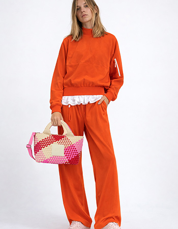 VERB TO DO tas van neopreen met tijdloze uitstraling