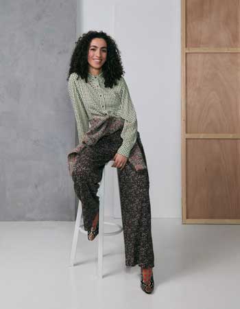 Zilch blouse Amelie groen met mahonie duodots. Licht en comfortabel in geweven r