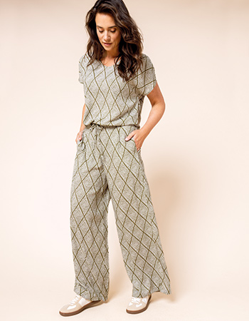 Top Claudi Drawstring Argyle Army