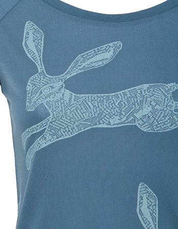 T‑shirt Hares Washed Blue detail