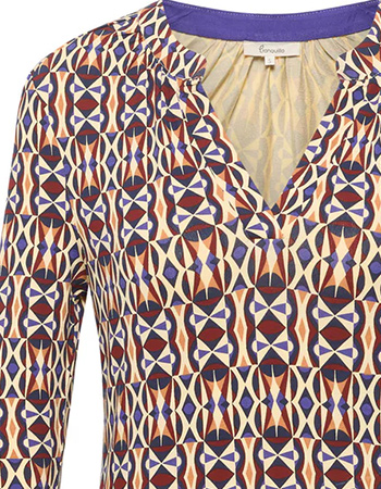 Longsleeve Ethno Brown detail