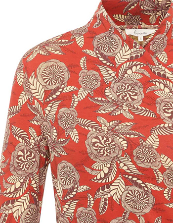 Longsleeve Wrap Feminine Flower Fields Red detail