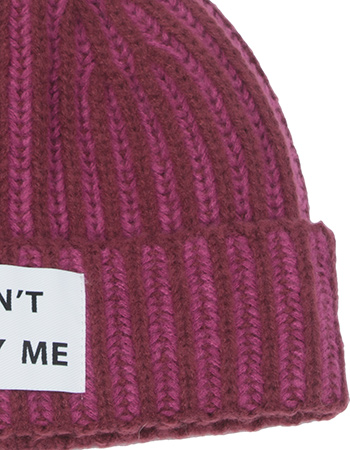 Beanie Don't Copie Me Pink Burgundy detail
