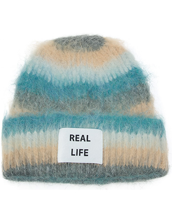 Beanie Gerecyled Wol Fluffy Real Life Mixed