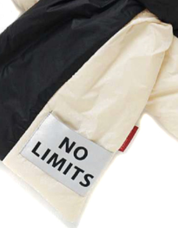 Sjaal Puffer Gerecycled No Limits Black White detail