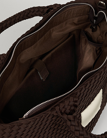 Tas Sylvia Chill Vibes Dark Brown detail